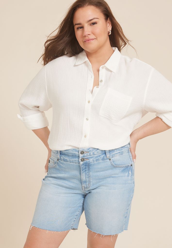 Plus Size KanCan™ High Rise Stacked Waist Double Button 8in Bermuda Short