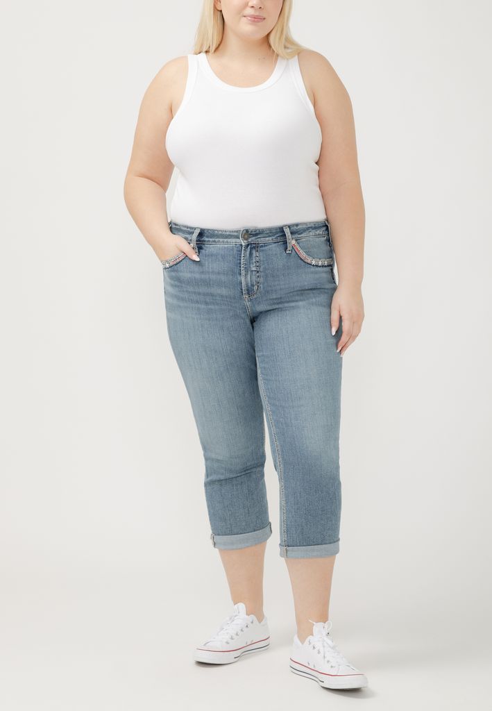 Plus Size Silver Jeans Co.® Elyse Mid Rise Luxe Stretch Americana Cuffed Capri - Image 2