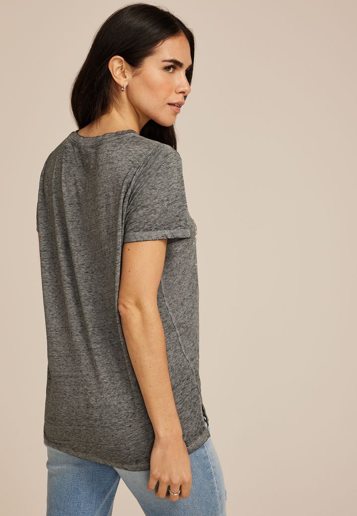 Lainey Wilson Classic Fit Graphic Tee - Image 2