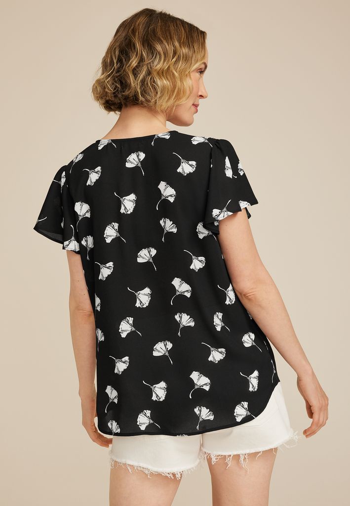 Pleated Shoulder Short Sleeve Flutter Sleeve Blouse - Image 2