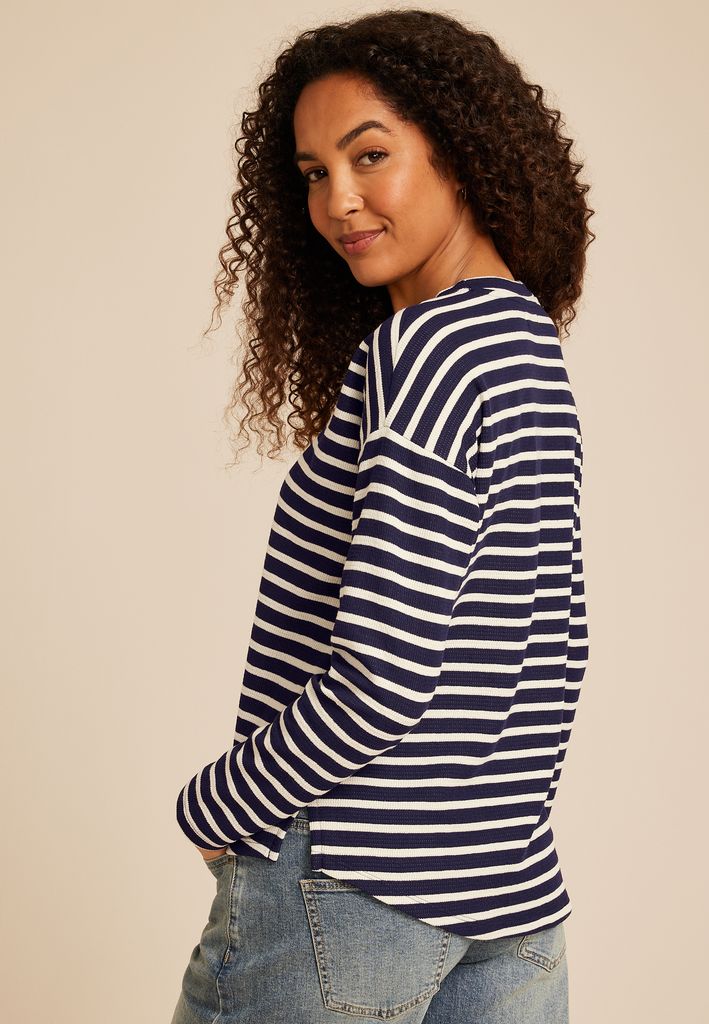 24/7 Clara Long Sleeve Seersucker Tee - Image 2